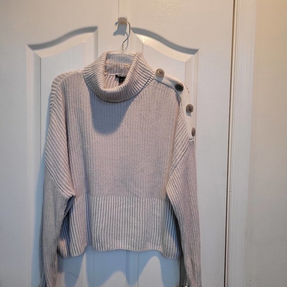 Express cowlneck sweater. Gray. Size S - Picture 4 of 6